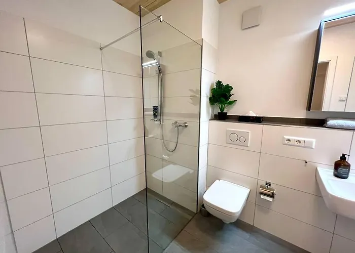 Tiengen - Zentraler Neubau - Barrierefrei Im Erdgeschoss شقة *